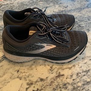Brooks - Ghost shoes